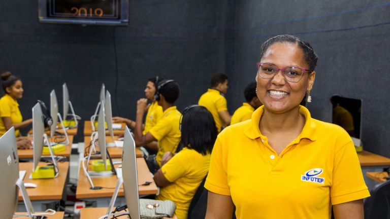 Cuáles son los requisitos para obtener el Certificado de Aptitud Profesional Docente